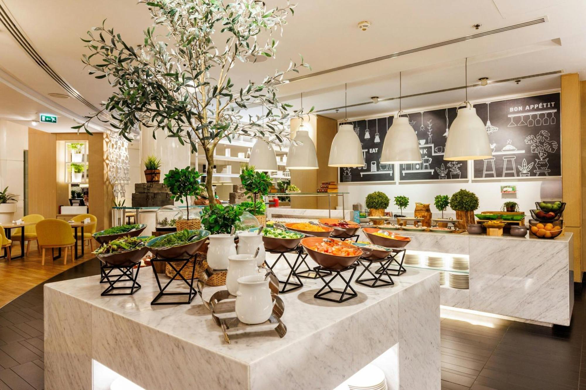 Le Royal Meridien Hotel 5*